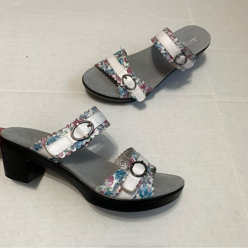 Alegria Bobbi Flounce Women's Size EU 41 Shoes White Leather Floral Slide Sandal